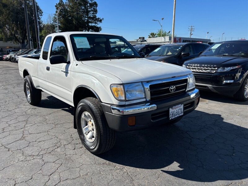 1999 Toyota Tacoma V6   - Photo 1 - Sacramento, CA 95821