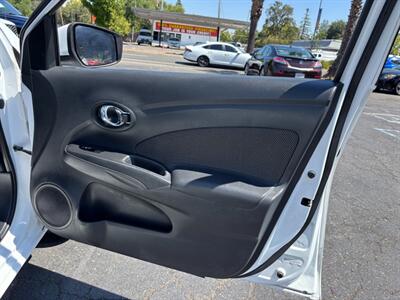 2016 Nissan Versa 1.6 SV   - Photo 12 - Sacramento, CA 95821