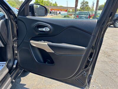 2018 Jeep Cherokee Latitude   - Photo 11 - Sacramento, CA 95821