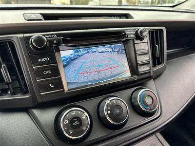 2017 Toyota RAV4 LE   - Photo 16 - Sacramento, CA 95821