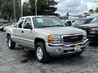 2005 GMC Sierra 1500 SLT Truck