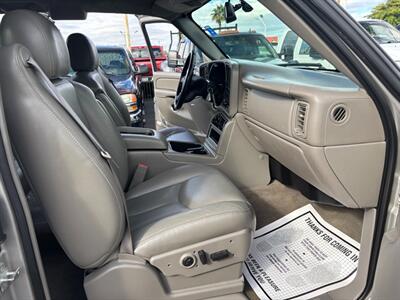 2005 GMC Sierra 1500 SLT   - Photo 10 - Sacramento, CA 95821