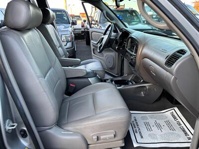 2002 Toyota Sequoia Limited   - Photo 10 - Sacramento, CA 95821