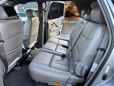 2002 Toyota Sequoia Limited   - Photo 7 - Sacramento, CA 95821
