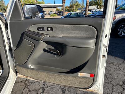 2003 GMC Sierra 1500 SLT - Photo 12 - Sacramento, CA 95821