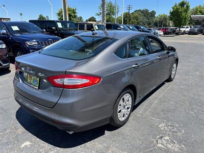 2013 Ford Fusion S - Photo 4 - Sacramento, CA 95821