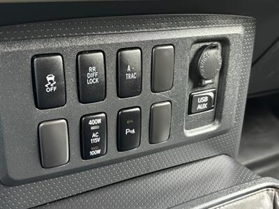 2011 Toyota FJ Cruiser   - Photo 24 - Sacramento, CA 95821