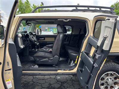 2011 Toyota FJ Cruiser   - Photo 12 - Sacramento, CA 95821