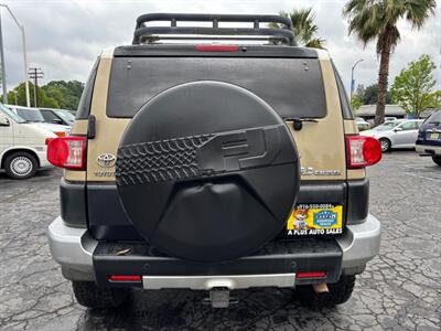 2011 Toyota FJ Cruiser   - Photo 5 - Sacramento, CA 95821