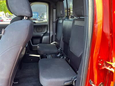 2016 Toyota Tacoma TRD Off-Road   - Photo 10 - Sacramento, CA 95821