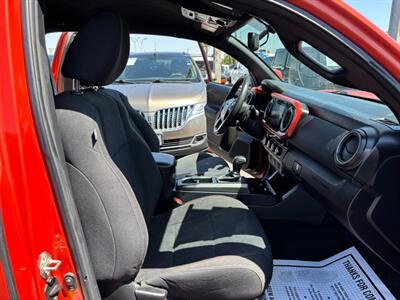 2016 Toyota Tacoma TRD Off-Road   - Photo 11 - Sacramento, CA 95821