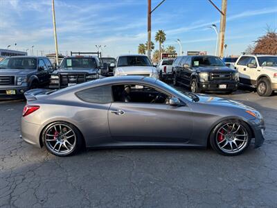 2014 Hyundai Genesis Coupe 2.0T R-Spec   - Photo 2 - Sacramento, CA 95821