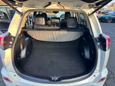 2017 Toyota RAV4 Platinum   - Photo 12 - Sacramento, CA 95821