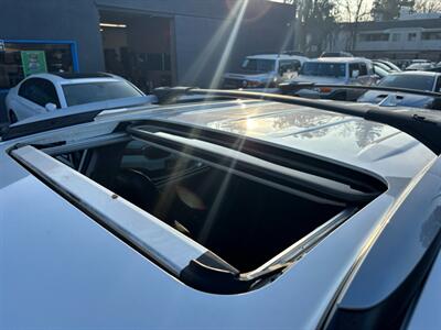 2017 Toyota RAV4 Platinum   - Photo 23 - Sacramento, CA 95821