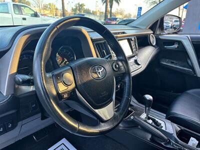 2017 Toyota RAV4 Platinum   - Photo 16 - Sacramento, CA 95821
