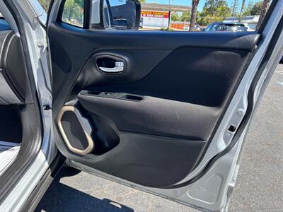 2016 Jeep Renegade Latitude   - Photo 12 - Sacramento, CA 95821