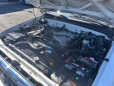 2001 Toyota Tacoma Prerunner V6   - Photo 16 - Sacramento, CA 95821