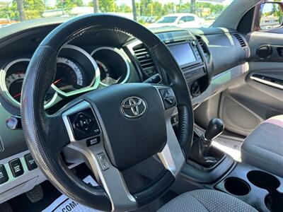 2015 Toyota Tacoma   - Photo 14 - Sacramento, CA 95821
