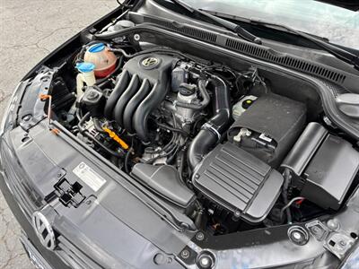 2011 Volkswagen Jetta   - Photo 12 - Sacramento, CA 95821