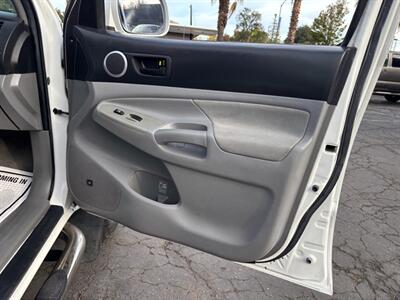 2009 Toyota Tacoma PreRunner V6 - Photo 15 - Sacramento, CA 95821