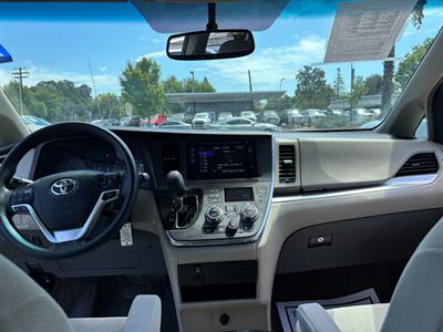 2015 Toyota Sienna LE 8-Passenger   - Photo 12 - Sacramento, CA 95821