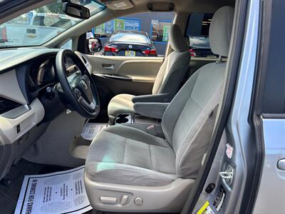 2015 Toyota Sienna LE 8-Passenger   - Photo 7 - Sacramento, CA 95821