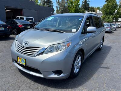 2015 Toyota Sienna LE 8-Passenger   - Photo 6 - Sacramento, CA 95821