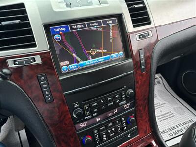 2013 Cadillac Escalade Premium - Photo 18 - Sacramento, CA 95821