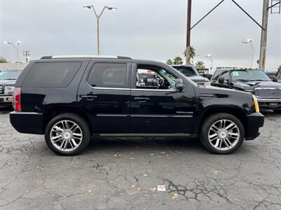2013 Cadillac Escalade Premium - Photo 2 - Sacramento, CA 95821