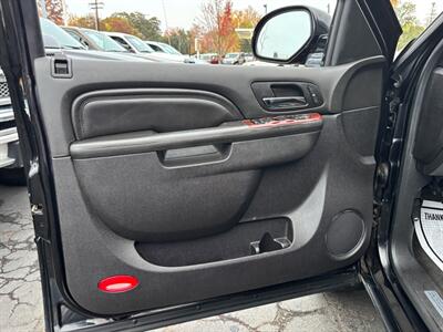 2013 Cadillac Escalade Premium - Photo 16 - Sacramento, CA 95821