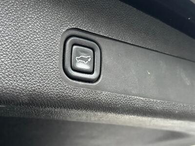 2013 Cadillac Escalade Premium - Photo 12 - Sacramento, CA 95821