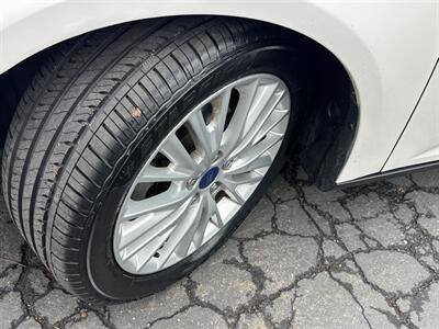 2015 Ford Focus Titanium - Photo 15 - Sacramento, CA 95821