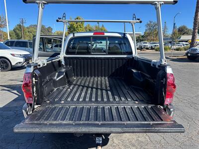 2006 Toyota Tacoma PreRunner V6   - Photo 9 - Sacramento, CA 95821