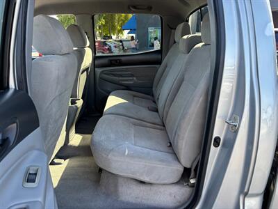 2006 Toyota Tacoma PreRunner V6   - Photo 8 - Sacramento, CA 95821