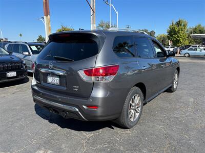 2015 Nissan Pathfinder SV - Photo 3 - Sacramento, CA 95821