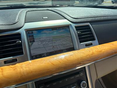 2011 Lincoln MKS   - Photo 16 - Sacramento, CA 95821