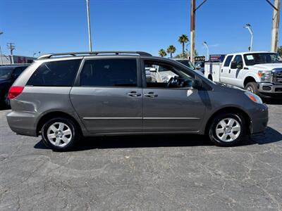 2004 Toyota Sienna LE 7 Passenger   - Photo 2 - Sacramento, CA 95821