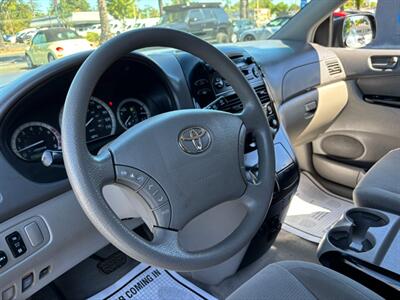 2004 Toyota Sienna LE 7 Passenger   - Photo 11 - Sacramento, CA 95821