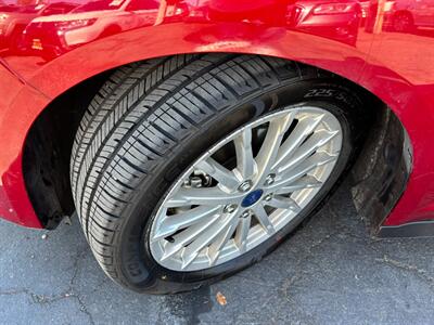 2016 Ford C-MAX Hybrid SEL - Photo 15 - Sacramento, CA 95821