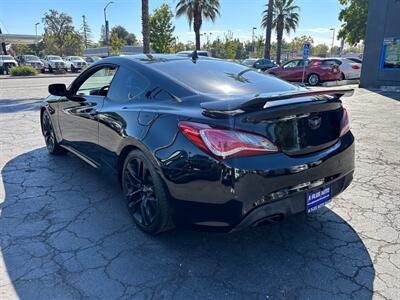 2015 Hyundai Genesis Coupe 3.8 Ultimate - Photo 5 - Sacramento, CA 95821