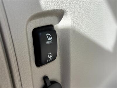 2013 Lincoln MKX   - Photo 9 - Sacramento, CA 95821