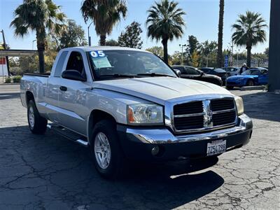 2005 Dodge Dakota SLT   - Photo 1 - Sacramento, CA 95821