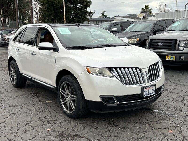 2013 Lincoln MKX Base