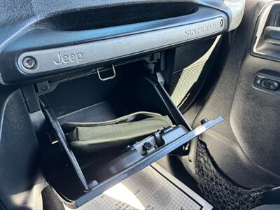 2015 Jeep Wrangler Sport   - Photo 17 - Sacramento, CA 95821