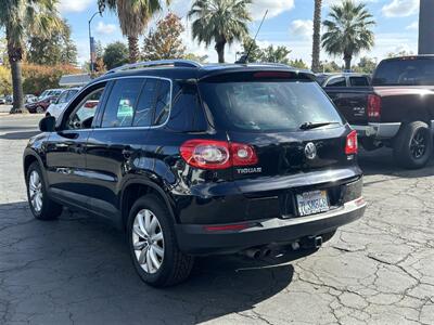 2011 Volkswagen Tiguan SE   - Photo 5 - Sacramento, CA 95821