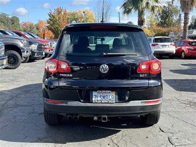 2011 Volkswagen Tiguan SE   - Photo 4 - Sacramento, CA 95821