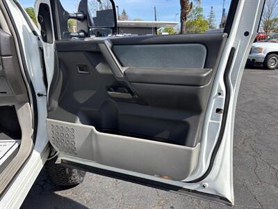 2004 Nissan Titan SE   - Photo 11 - Sacramento, CA 95821