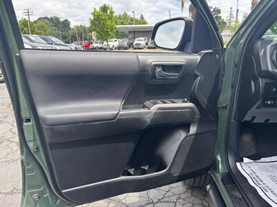 2021 Toyota Tacoma TRD Off-Road   - Photo 21 - Sacramento, CA 95821
