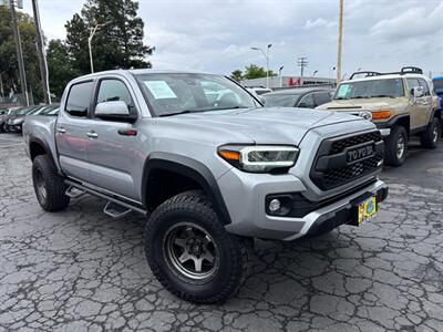 2021 Toyota Tacoma TRD Off-Road   - Photo 2 - Sacramento, CA 95821