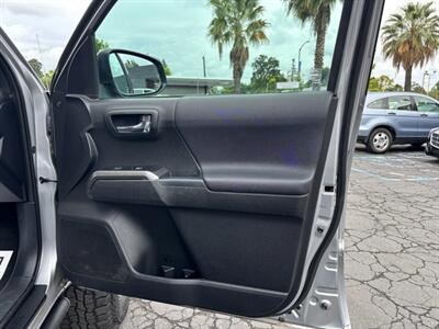 2021 Toyota Tacoma TRD Off-Road   - Photo 14 - Sacramento, CA 95821